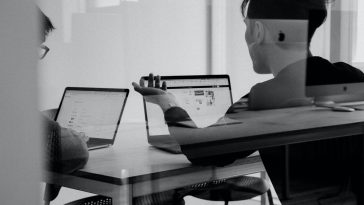 Les stratégies des médias sociaux au service de la construction d'une marque authentique